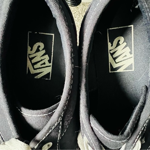 Vans Lace Up Sneakers - Picture 6 of 9